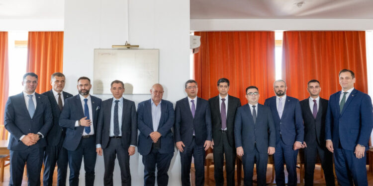 Rumıniyalı senatorlar Azərbaycanda medianın inkişafı sahəsində görülən tədbirlər barədə məlumatlandırılıb