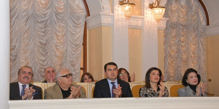 Vasif Adıgözəlov 90