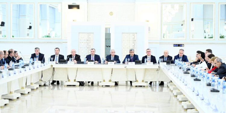 Milli Məclis komitələrinin birgə iclasında 2026-cı il üçün dövlət büdcəsinin layihəsi müzakirə olunub