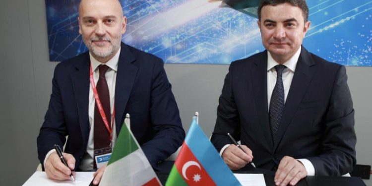 AZAL “Leonardo” şirkəti ilə müqavilə imzalayıb
