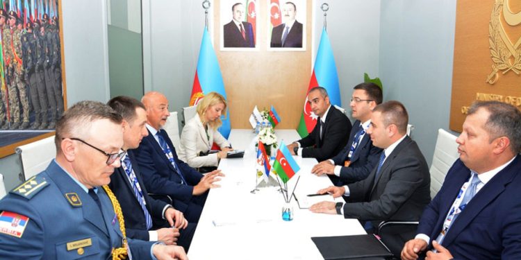 Müdafiə nazirinin müavinləri BƏƏ-də