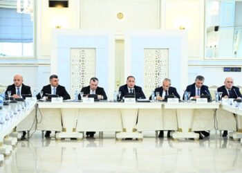 İqtisadi siyasət, sənaye və sahibkarlıq komitəsinin iclasında 2026-ci ilin dövlət büdcəsi müzakirə olunub