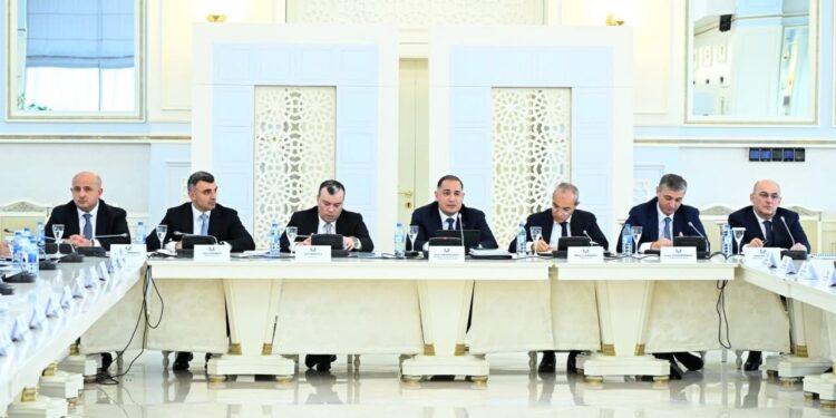 İqtisadi siyasət, sənaye və sahibkarlıq komitəsinin iclasında 2026-ci ilin dövlət büdcəsi müzakirə olunub