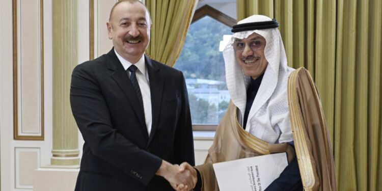 İlham Əliyev Ərəb Koordinasiya Qrupuna daxil olan üzv qurumların rəhbər şəxslərindən ibarət nümayəndə heyətini qəbul edib