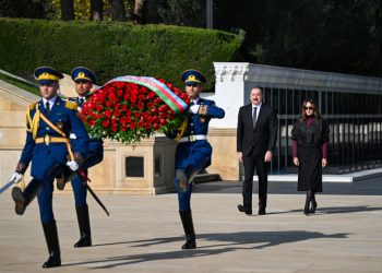 Şəhidlərin xatirəsinə ehtiram