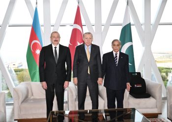 Azərbaycan, Türkiyə və Pakistan liderlərinin üçtərəfli görüşü olub