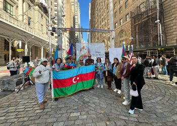 Nyu-Yorkun məşhur parkında Azərbaycanın Dövlət Bayrağı ucaldılıb