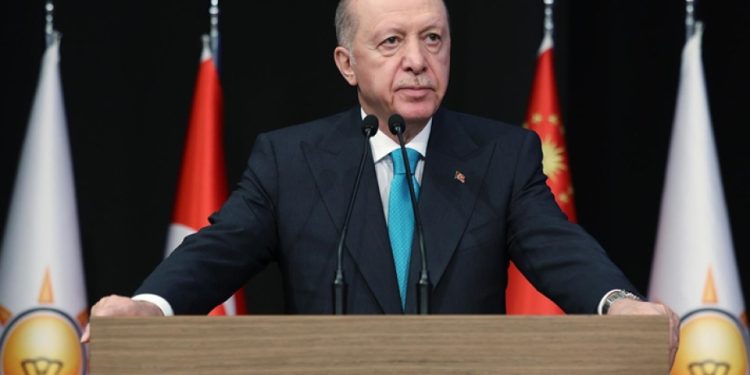 Prezident Ərdoğan qəzaya uğrayan təyyarənin “qara qutu”sunun tapıldığını bildirib