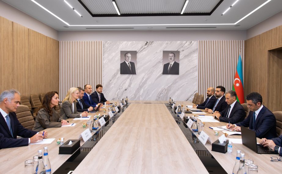 Beynəlxalq Maliyyə Korporasiyasının regional direktoru ilə Orta Dəhlizin inkişafı məsələsi müzakirə olunub