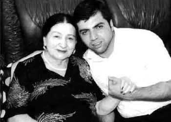 Oğlunun ölümünü 40 gün sonra bilən Şəfiqə Axundova