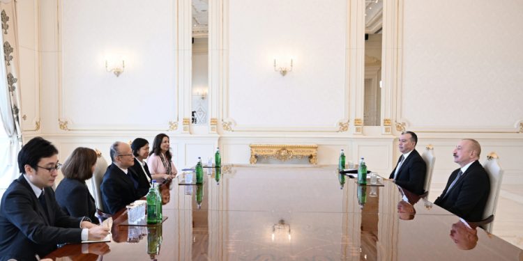 Prezident İlham Əliyev Asiya İnkişaf Bankının nümayəndə heyətini qəbul edib