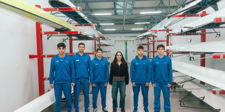 Leyla Əliyeva Mingəçevirdə yerləşən avarçəkmə bazasında idmançılarla görüşüb