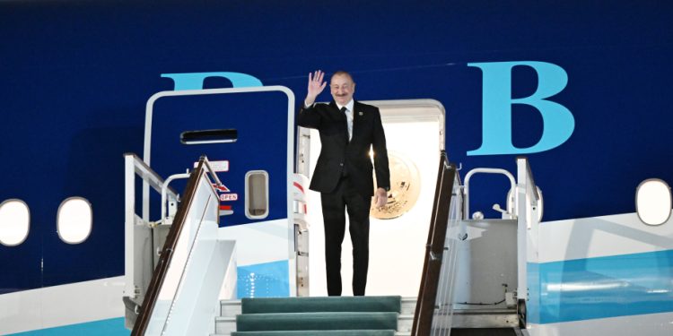 Prezident İlham Əliyevin Özbəkistana səfəri başa çatıb