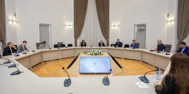 Energetika Nazirliyində Atom Enerjisi üzrə Beynəlxalq Agentliyin nümayəndəsi ilə görüş keçirilib