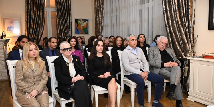 Maqsud İbrahimbəyov Yaradıcılıq Mərkəzində “Neft bumu hamıya gülümsəyir” festivalının açılışı olub