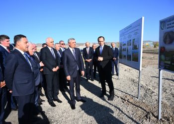 Zəngilanda dairəvi suvarma sistemlərinə və heyvandarlıq kompleksinə baxış keçirilib