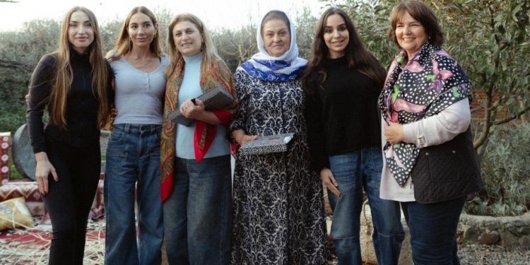 Leyla Əliyeva, Arzu Əliyeva və Alena Əliyeva Lənkəranda