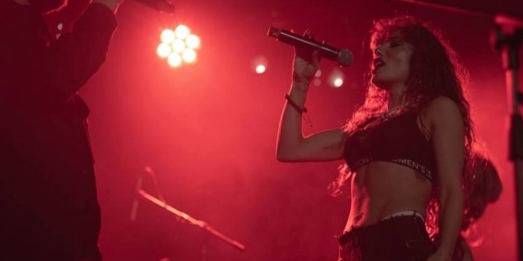 17 ildən sonra qayıtdı!