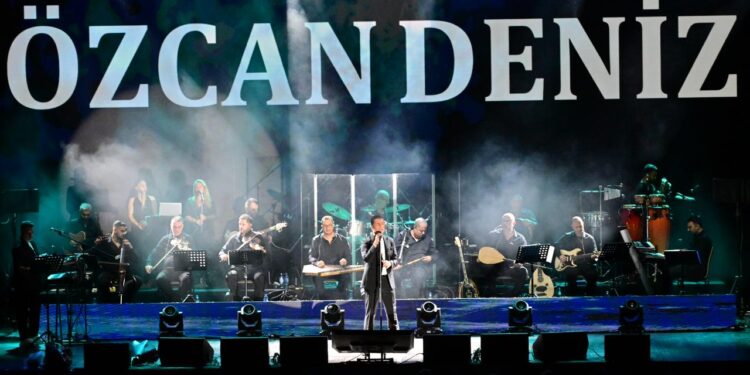 Bakıda Özcan Denizin konserti keçirilib