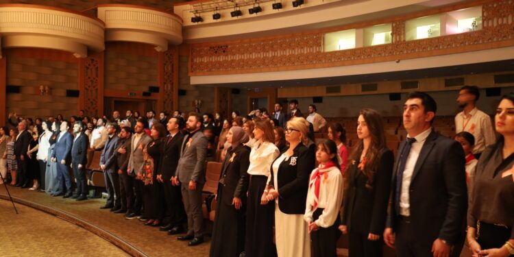 Leykemiya ilə mübarizə aparan uşaqlar üçün elmi seminar keçirildi