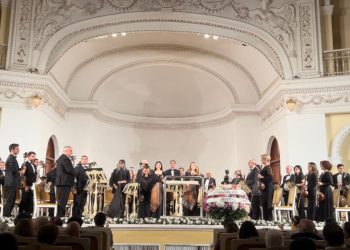 Xalq şairi Fikrət Qoca 90 il