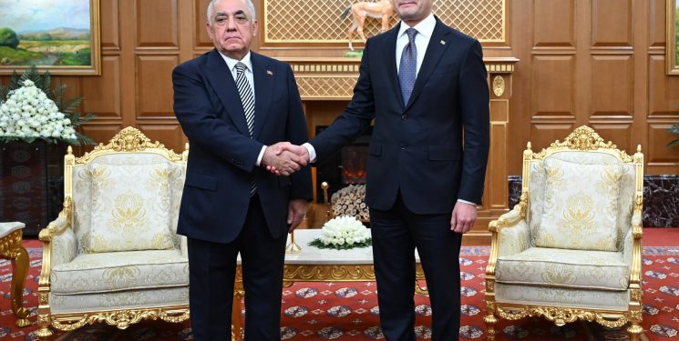 Əli Əsədov Türkmənistan Prezidenti ilə görüşüb