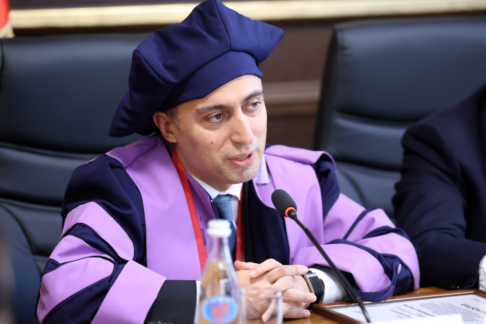 Emin Əmrullayev Gürcüstanda Fəxri doktor adına layiq görülüb