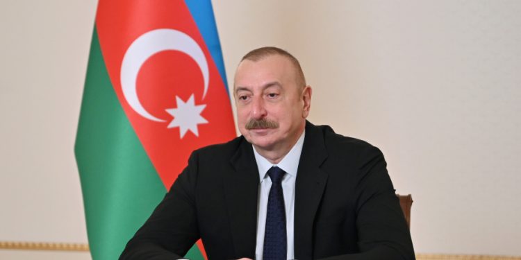 Gələn il sosial müdafiə xərcləri 8 milyard manatı ötəcək