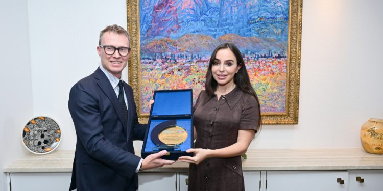 Leyla Əliyeva ÜST-nin nümayəndəsi ilə görüşüb