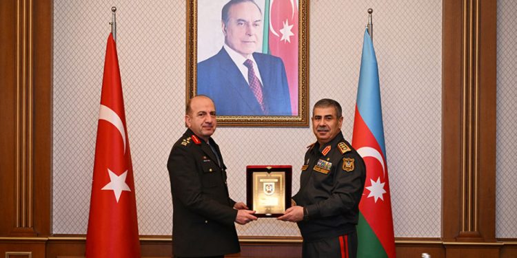Azərbaycan-Türkiyə hərbi əməkdaşlığına dair müzakirələr aparılıb