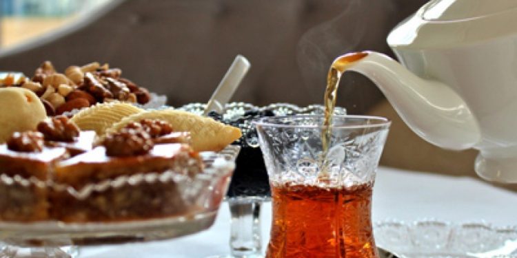 Çay gəlsin, çay gəlsin…