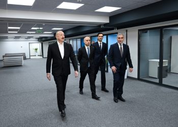 İlham Əliyev Xankəndidə açılışda