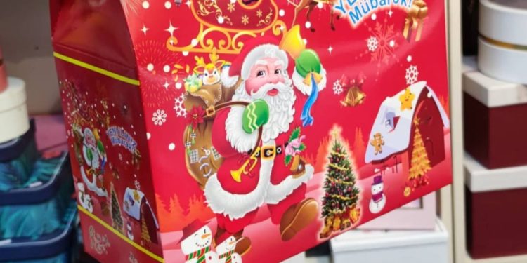 Yeni il hədiyyə qutuları alarkən diqqətli olun