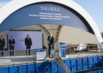 Prezident Ağdamda təməlqoyma mərasimində