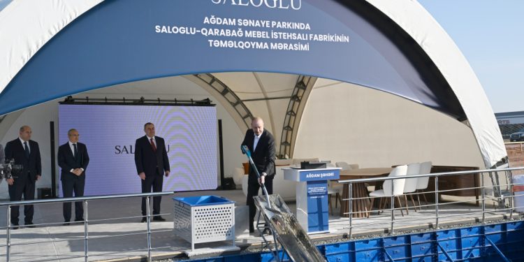 Prezident Ağdamda təməlqoyma mərasimində