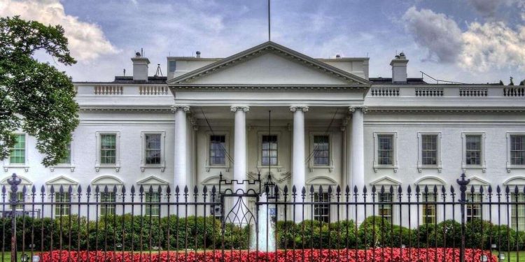 Ağ Ev haqqında ARAŞDIRMA