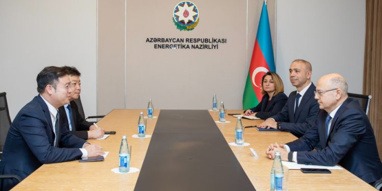 Energetika naziri Nan Yi ilə görüşüb