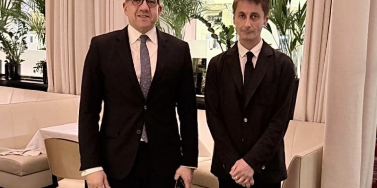 Rövşən Muradov UNESCO-nun Baş direktoru ilə görüşüb