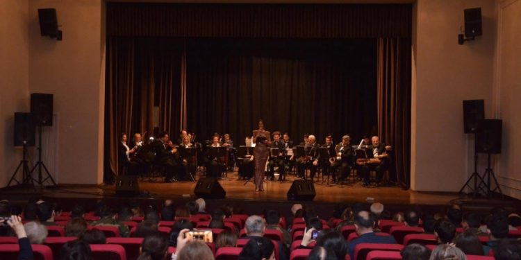 Estrada-Simfonik Orkestri Şamaxıda konsert verdi