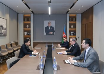 Ceyhun Bayramov Tailandın Kral Prajadhipok İnstitutunun Baş katibi ilə görüşdü