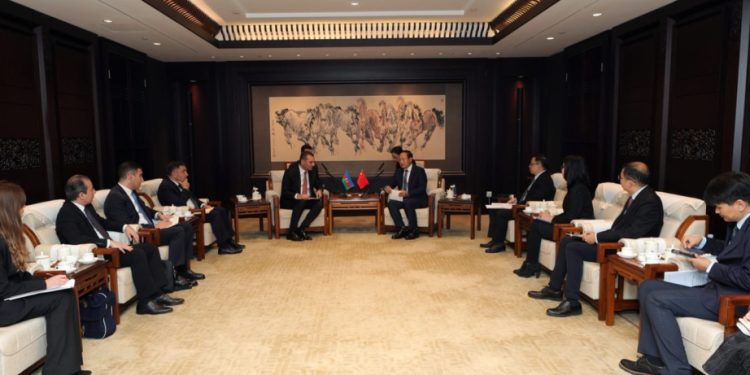 Fuad Nağıyev Çinə rəsmi səfər edib