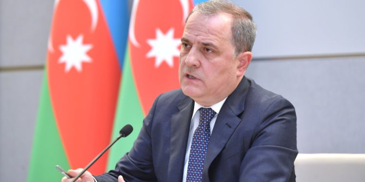 XİN-də mətbuat konfransı keçirilib