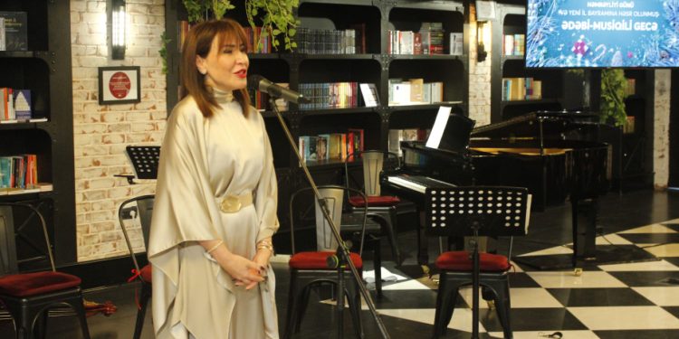 Bakı Kitab Mərkəzində ədəbi-musiqili gecə keçirilib