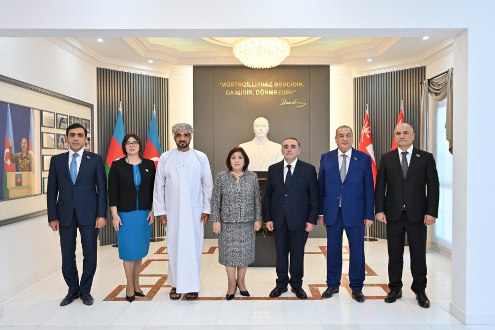 Parlament nümayəndə heyəti Azərbaycanın Oman Sultanlığındakı səfirliyində olub