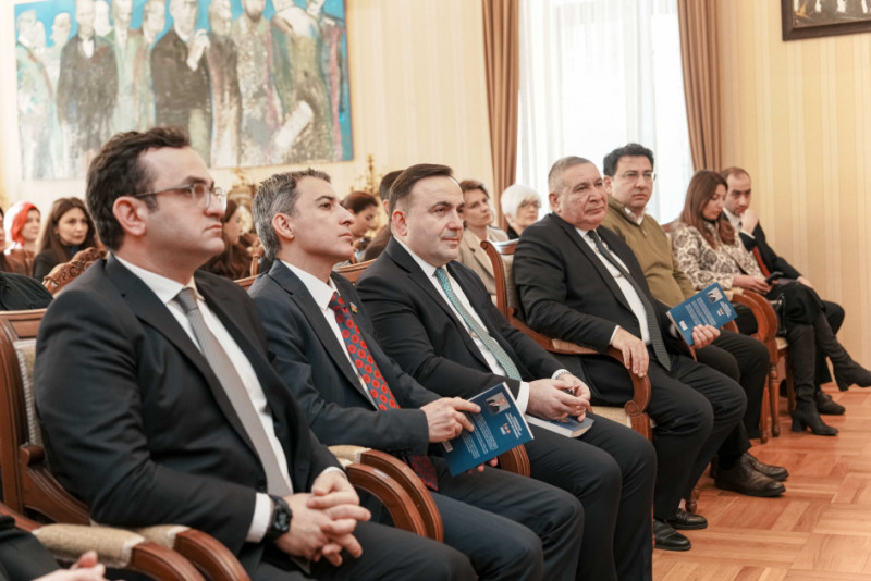 Azərbaycan tarixinin ən qürurverici səhifələrindən birinə həsr olunmuş nəşr