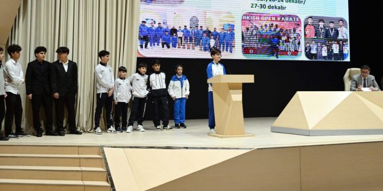 Beynəlxalq yarışlarda yüksək nəticələr əldə etmiş idmançılarla görüş keçirilib