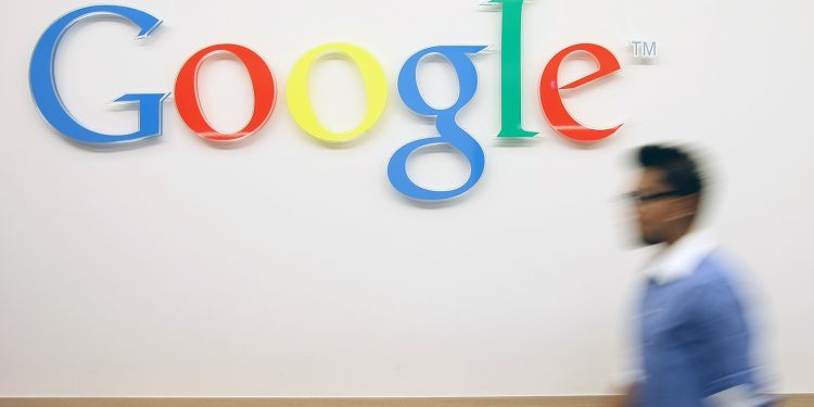 “Google” süni intellektin funksiyalarını məhdudlaşdırıb