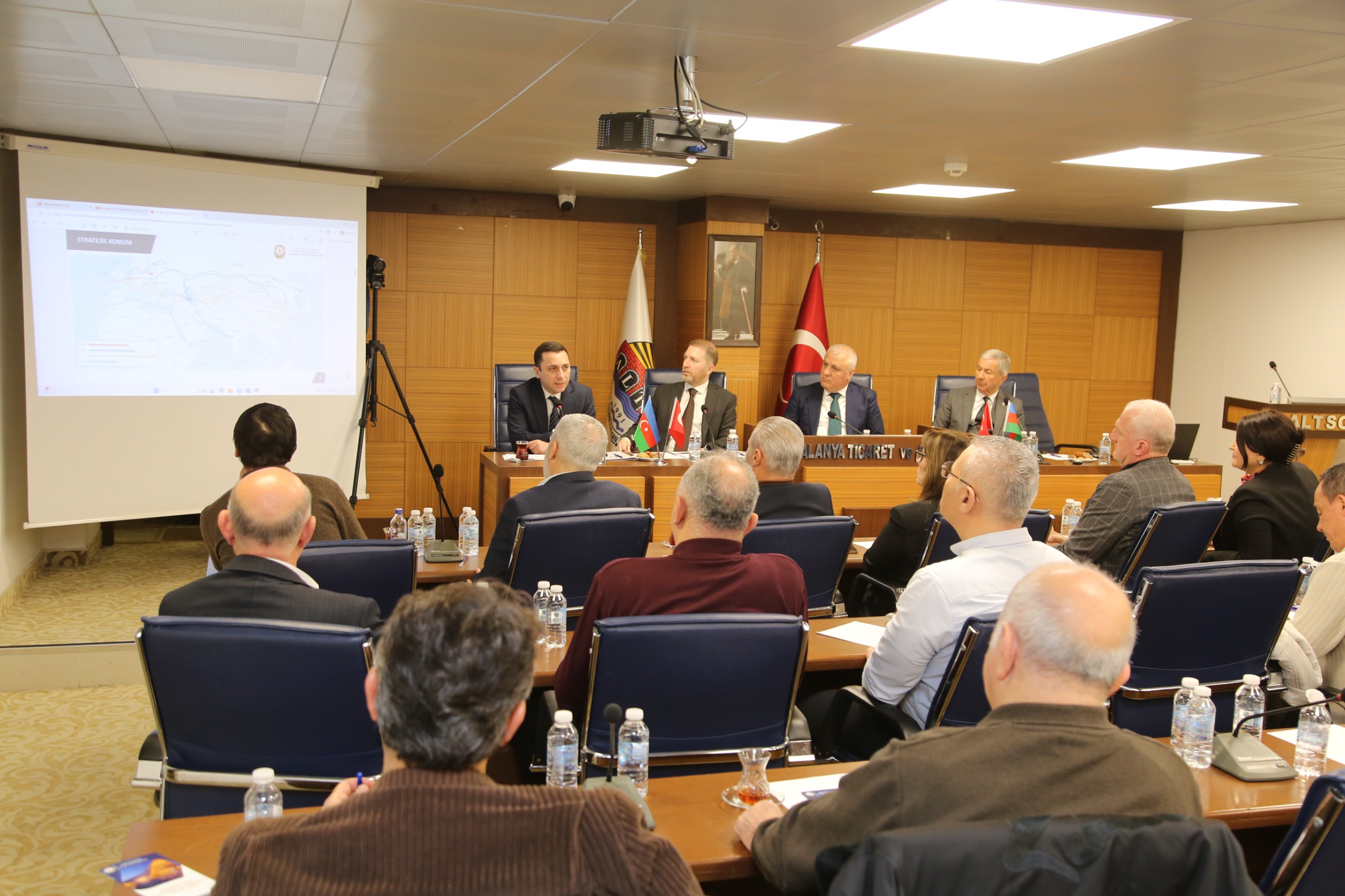 Azərbaycanın investisiya imkanları Türkiyənin Aralıq dənizi bölgəsində təqdim olunub