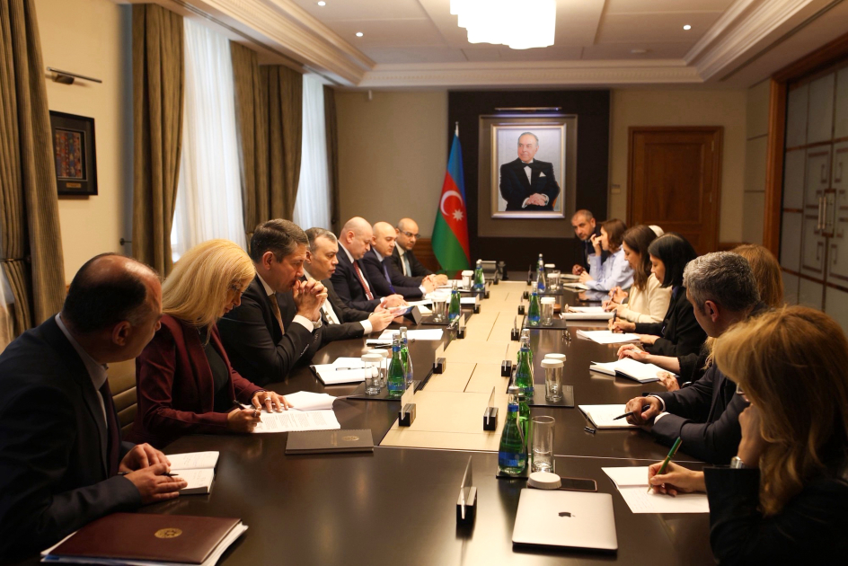 Nazir: AİB ilə indiyədək 5,5 milyard dollarlıq maliyyələşmə həyata keçirilib