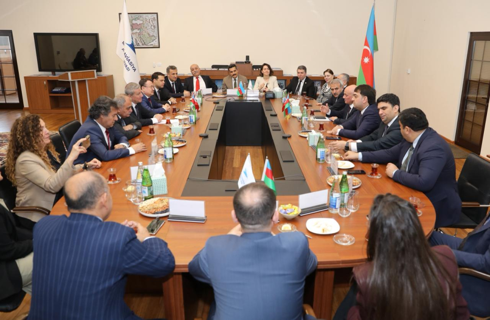 Milli Aviasiya Akademiyası və Türkiyə Ali Məhkəməsi arasında təcrübə mübadiləsi aparılıb